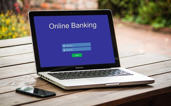 Trouvez la meilleure banque en ligne adaptée à vos besoins